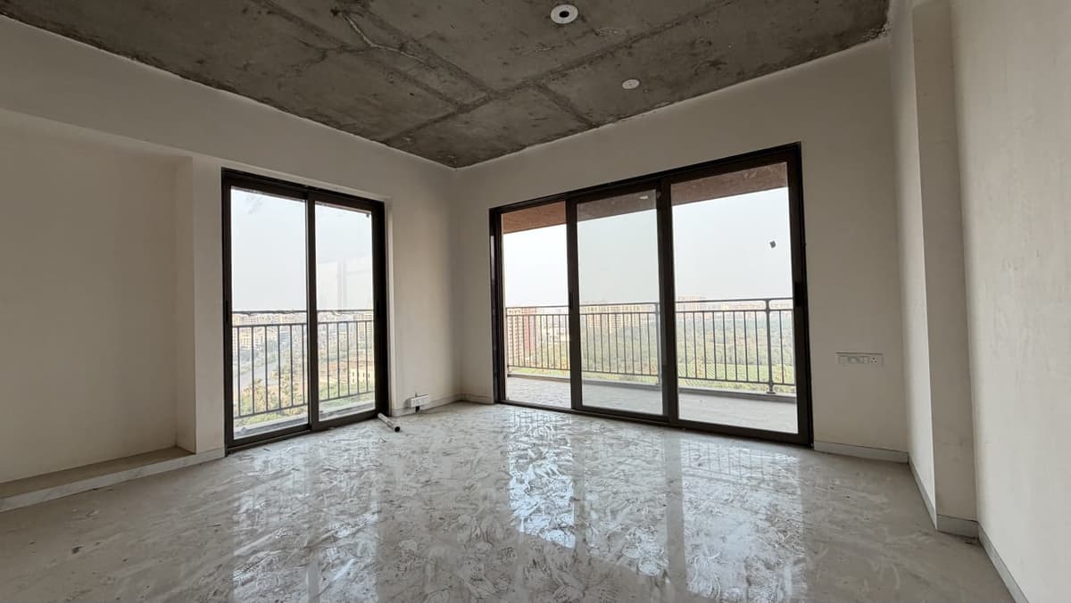 2 & 3 BHK Luxurious Flat For Sale In Vesu Surat in 2nd VIP ROAD